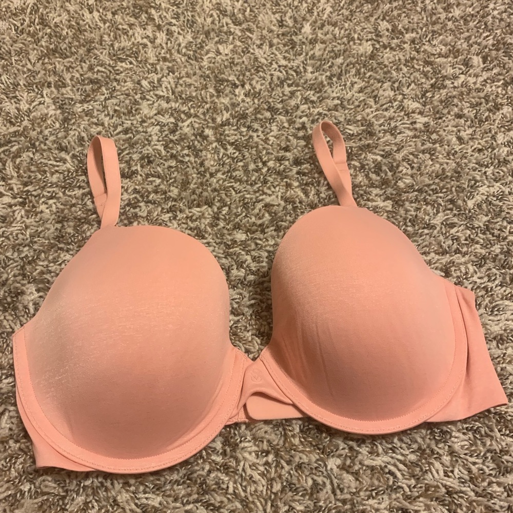 Victoria’s Secret uplift semi Demi 34DD